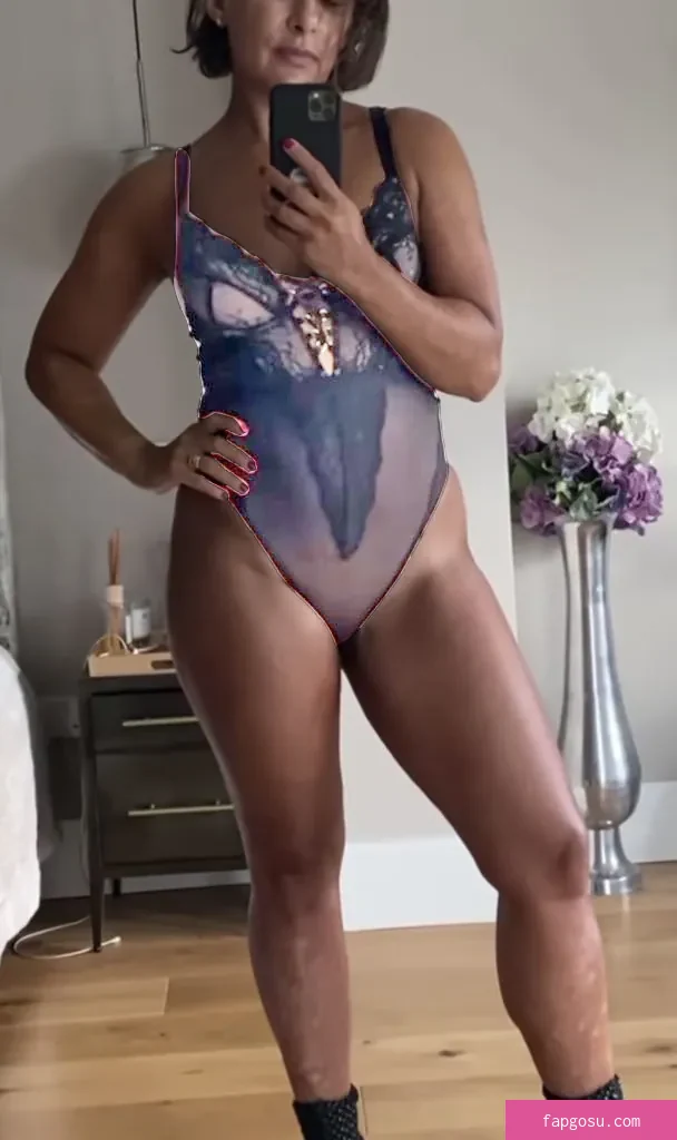 Saira Khan