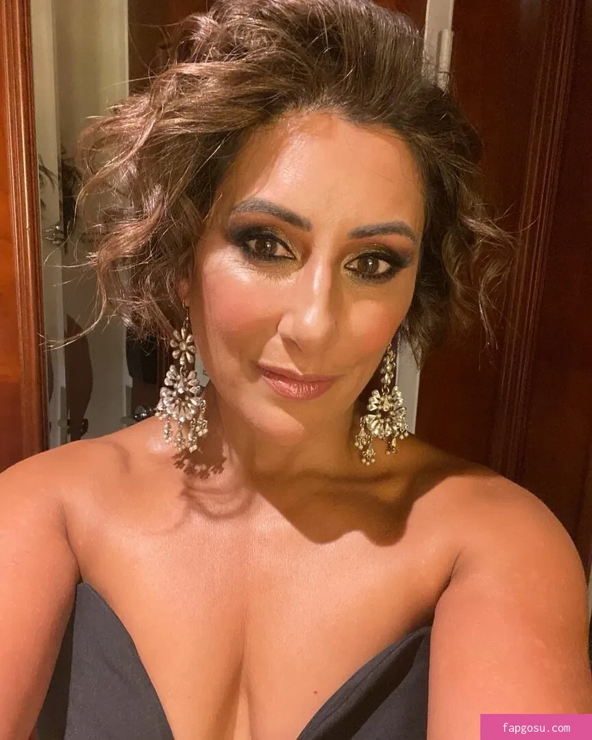 Saira Khan