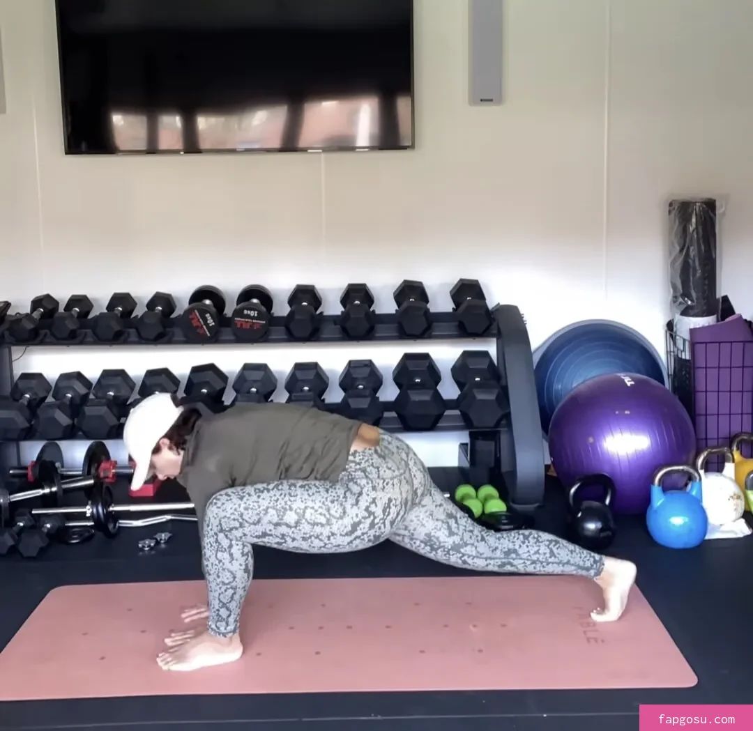 Saira Khan