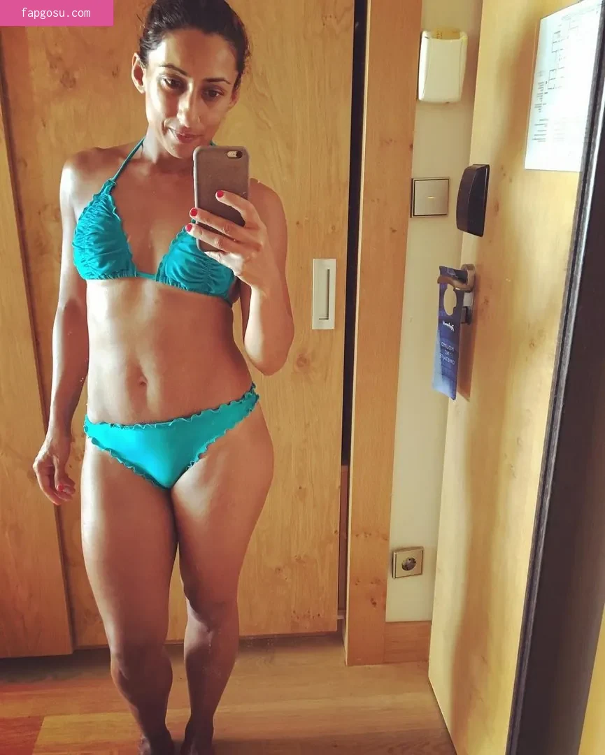 Saira Khan