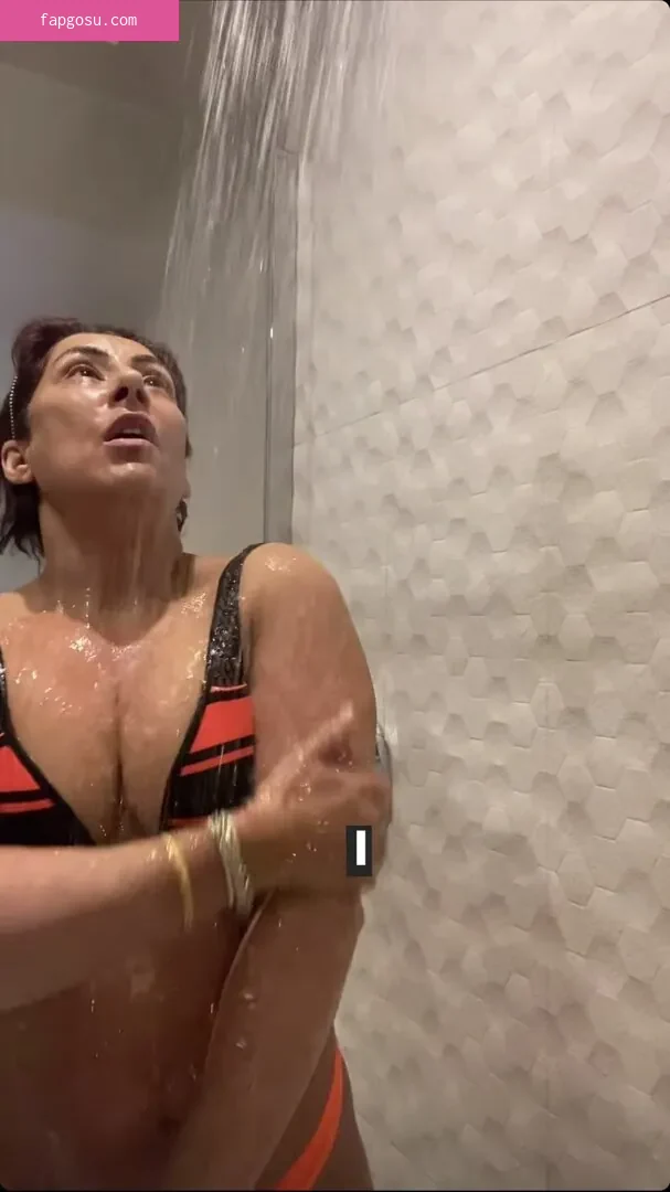 Saira Khan