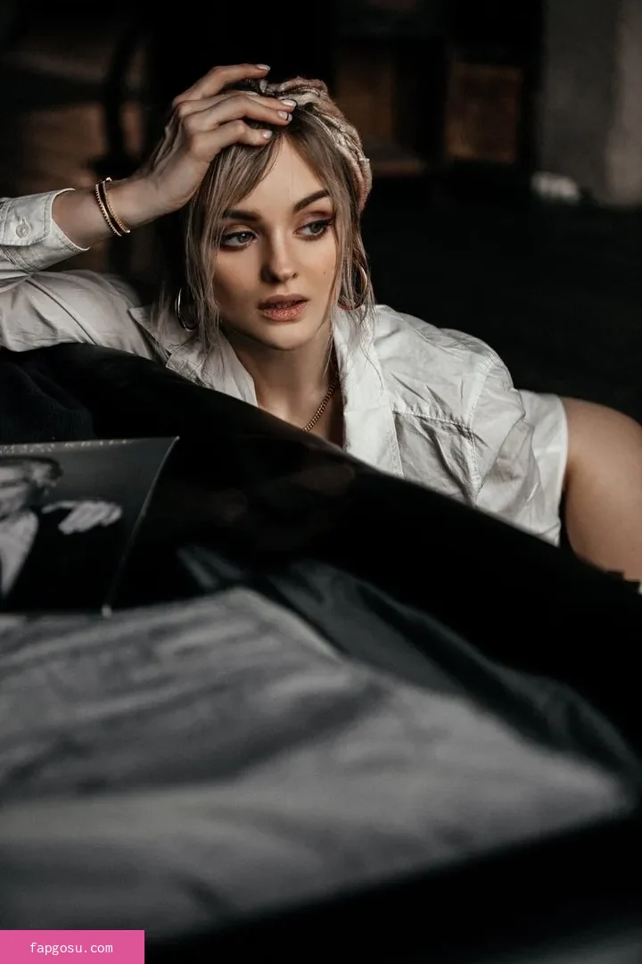 Sophie Katssby