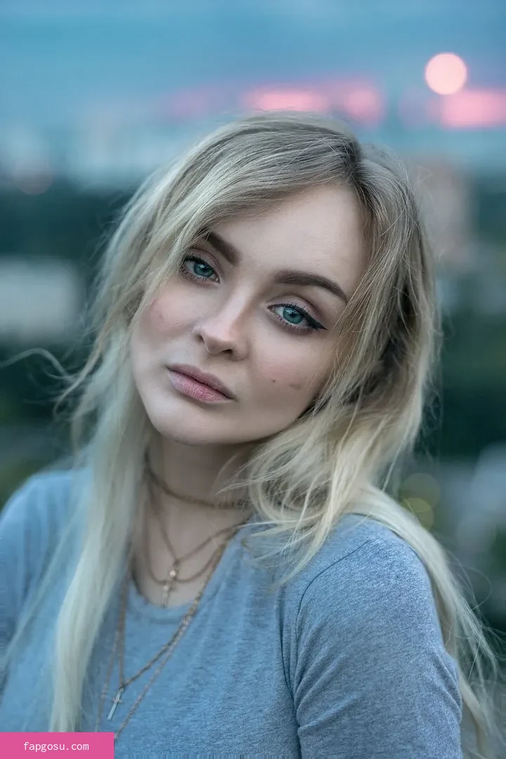 Sophie Katssby