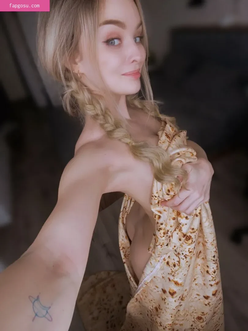 Sophie Katssby