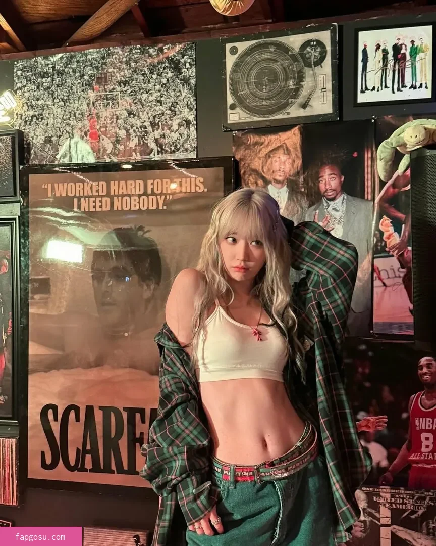 Sakura Miyawaki 宮脇 咲良