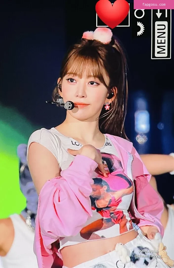 Sakura Miyawaki 宮脇 咲良