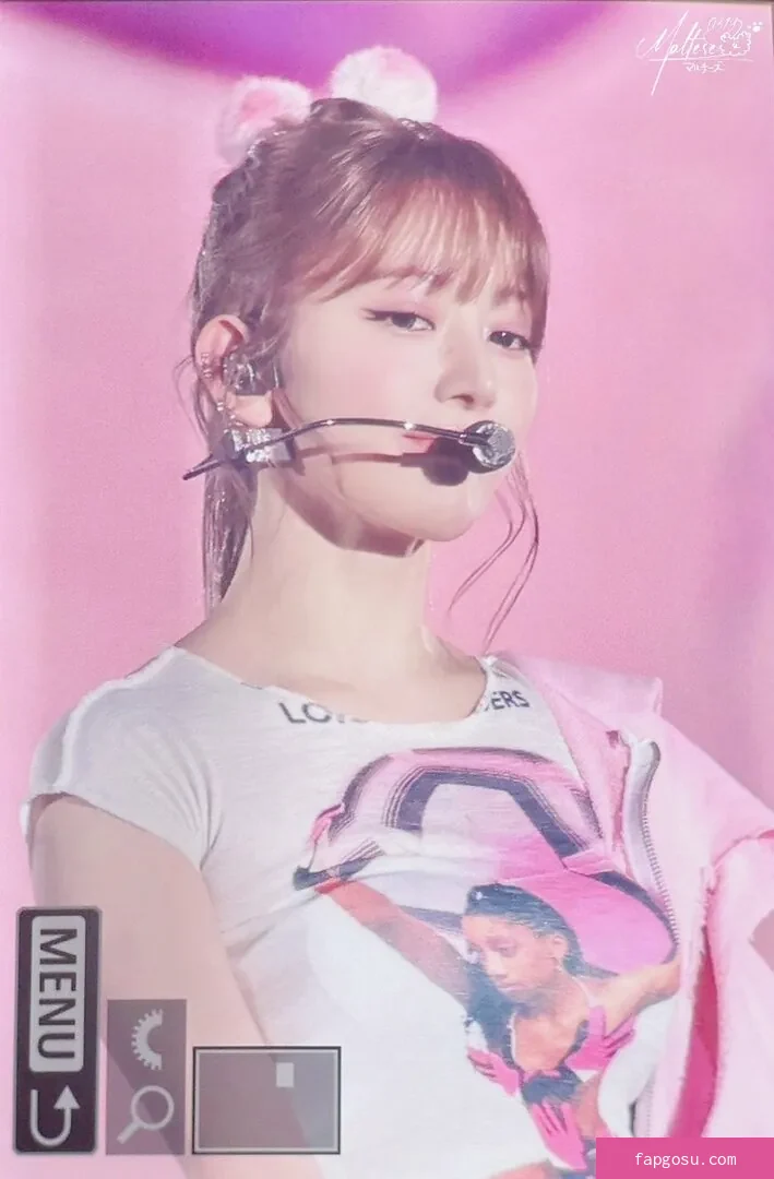 Sakura Miyawaki 宮脇 咲良