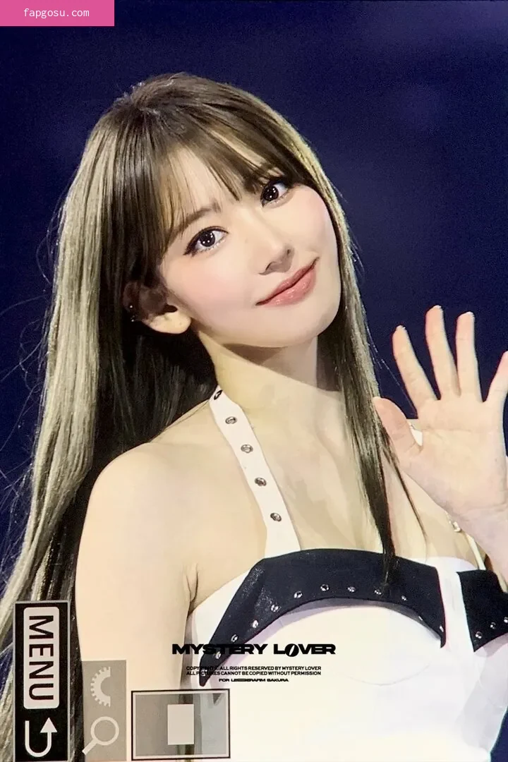 Sakura Miyawaki 宮脇 咲良