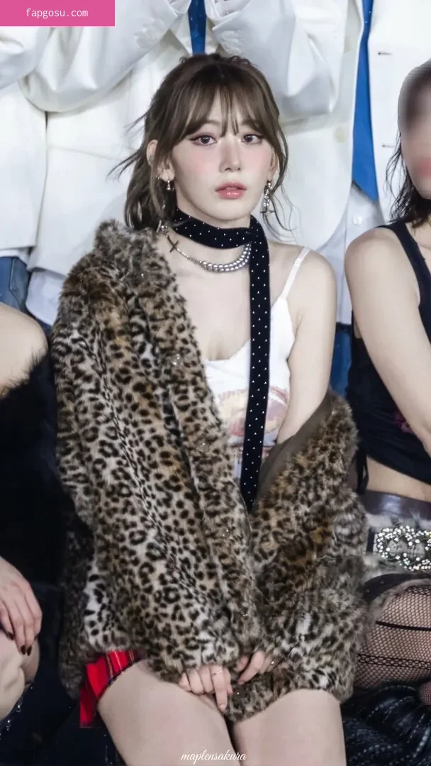 Sakura Miyawaki 宮脇 咲良