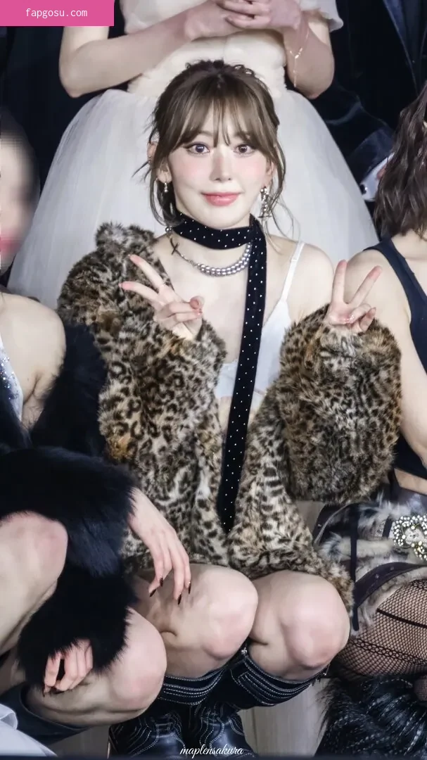 Sakura Miyawaki 宮脇 咲良