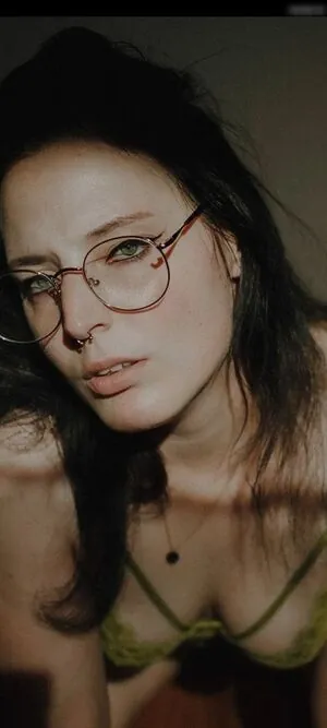 Sara Meier content