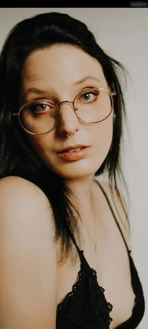Sara Meier content