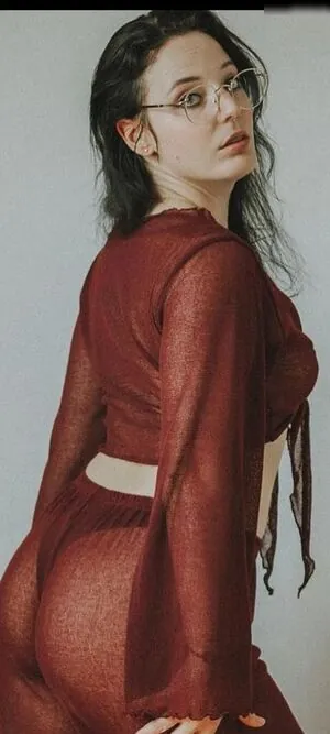 Sara Meier content