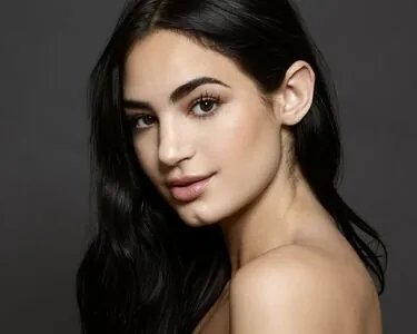Sarah Mollica content