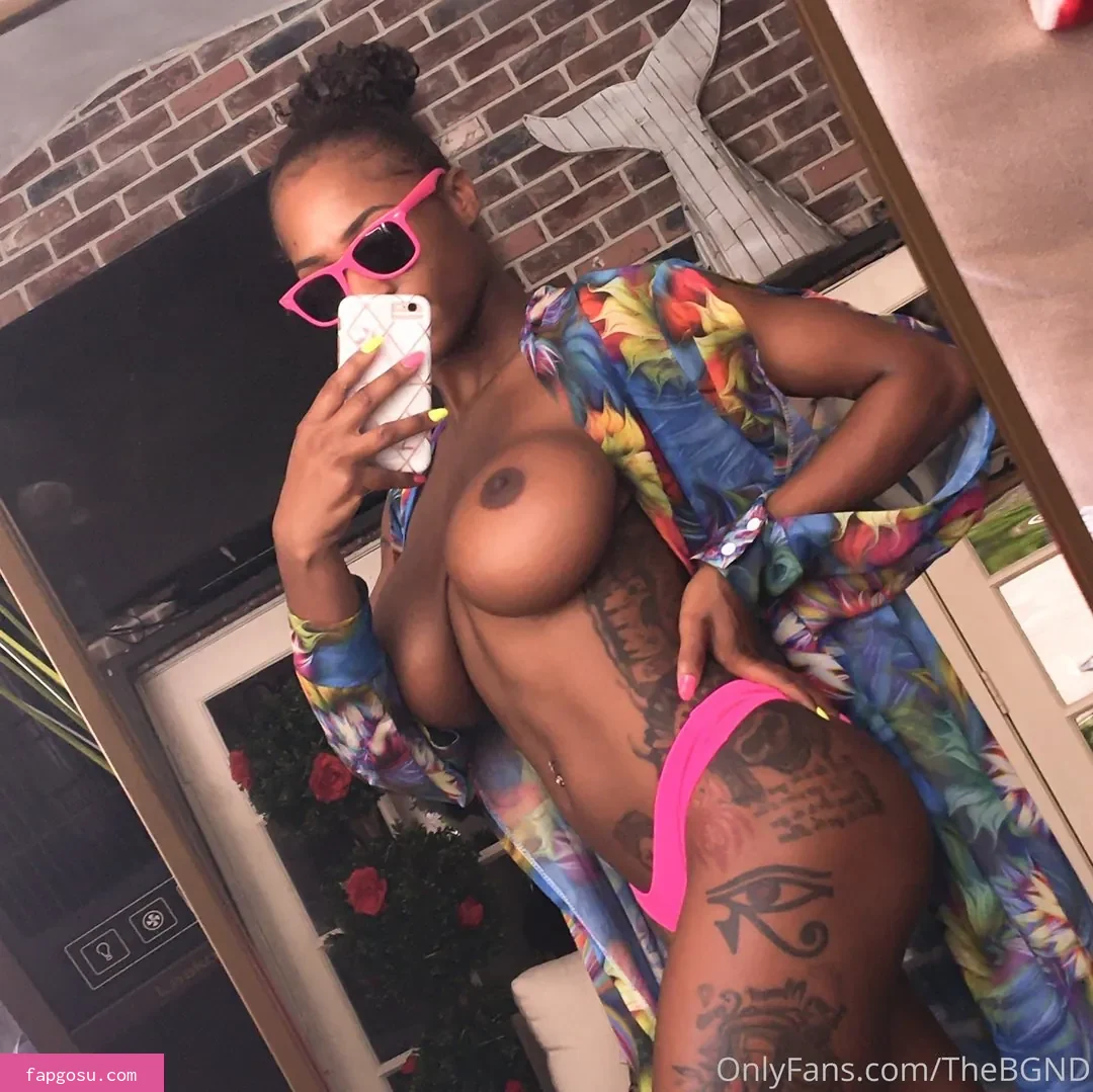 Sarai Minx