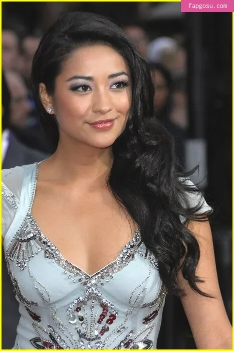 Shay Mitchell - Photo #134