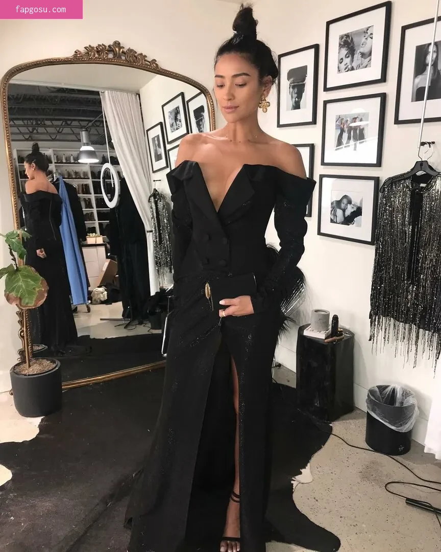 Shay Mitchell