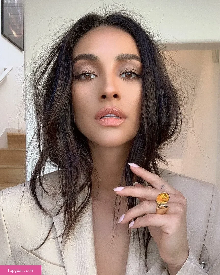 Shay Mitchell