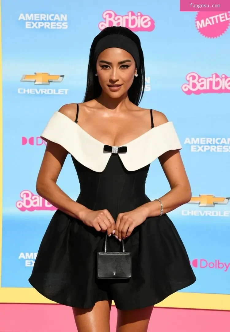 Shay Mitchell - Photo #243