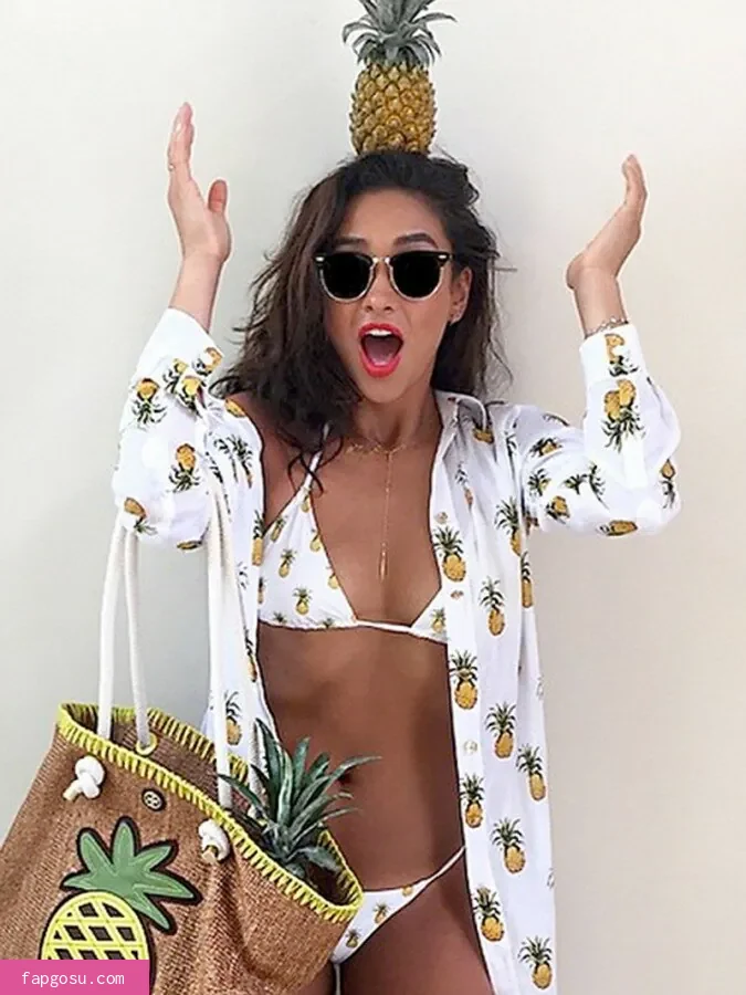 Shay Mitchell - Photo #288