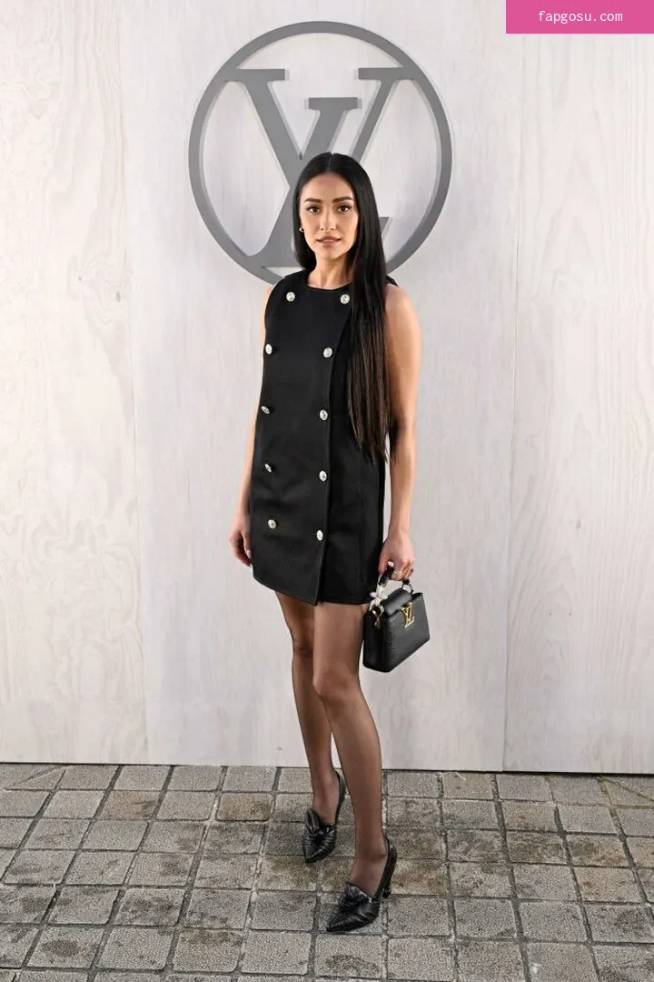Shay Mitchell - Photo #318
