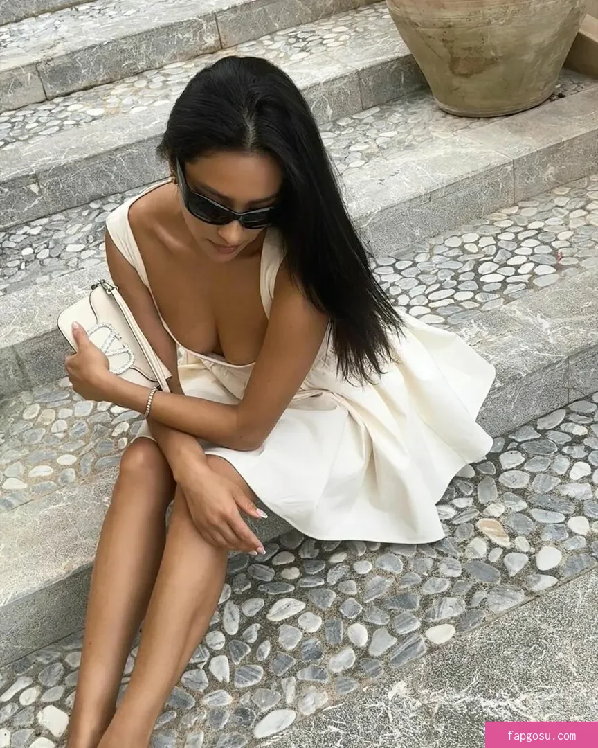 Shay Mitchell - Photo #338