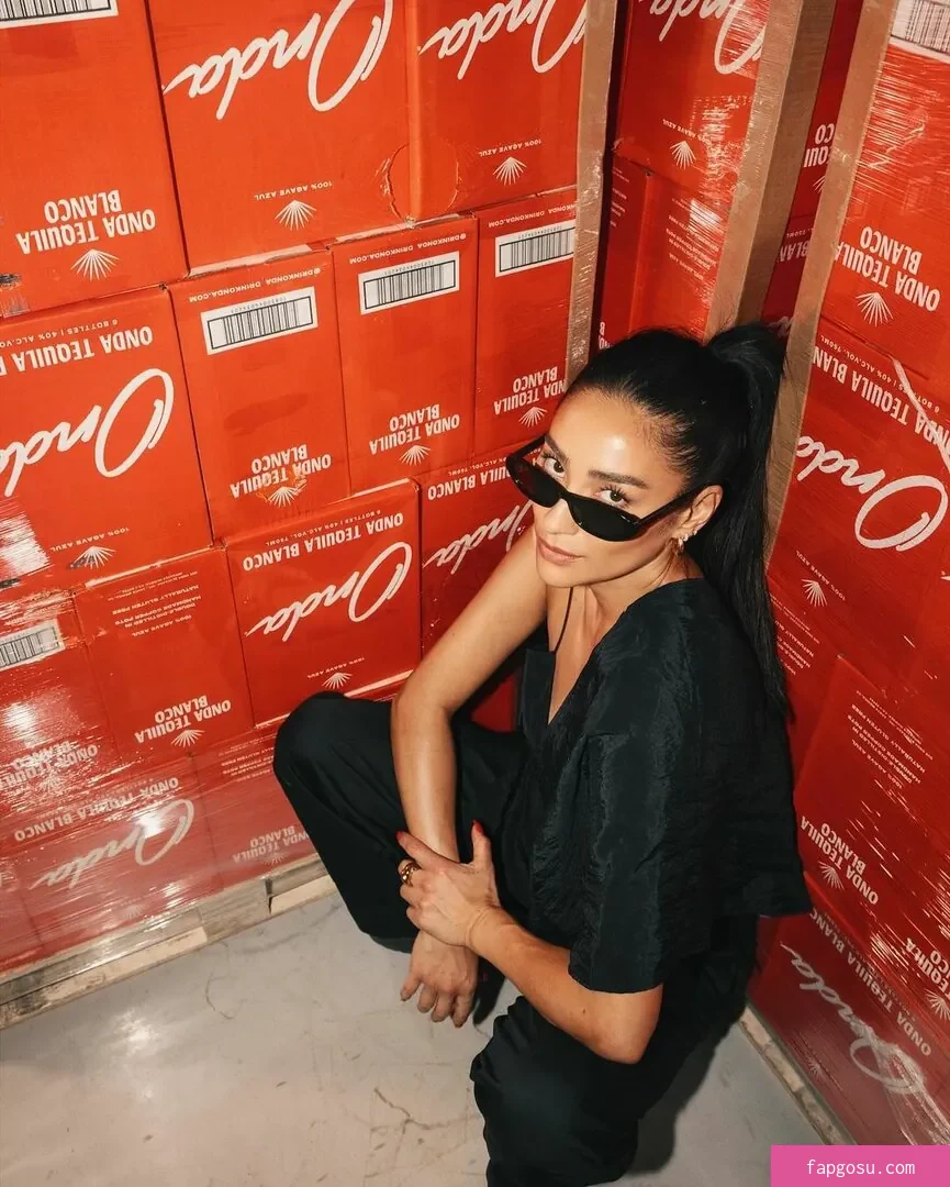Shay Mitchell
