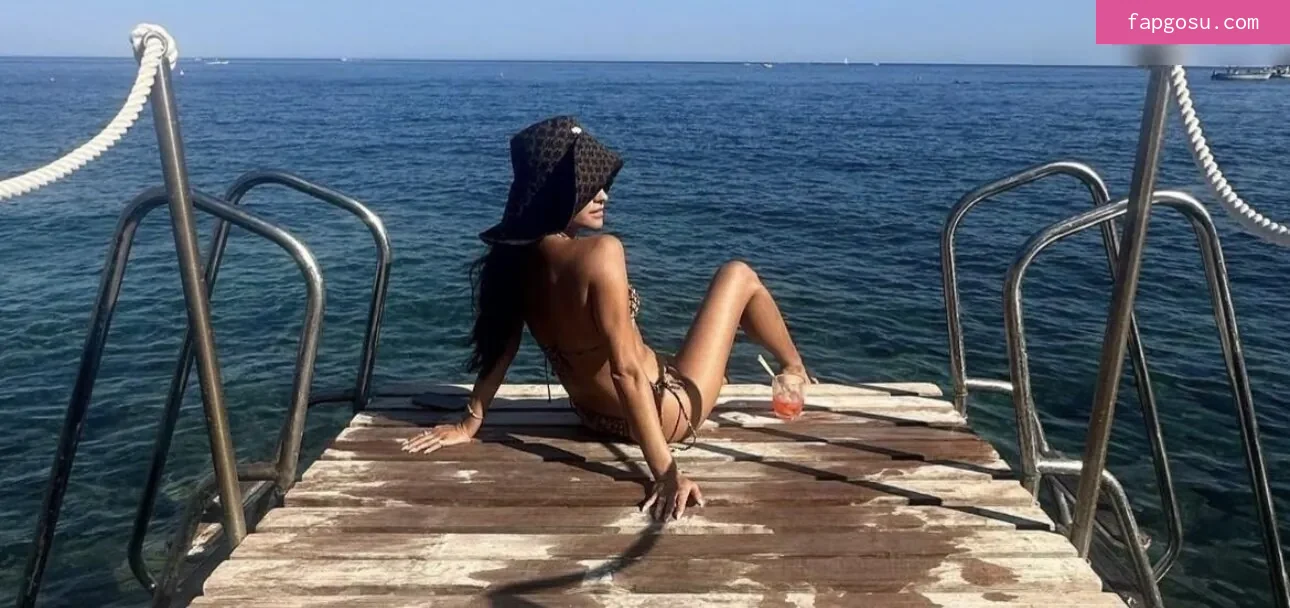 Shay Mitchell - Photo #385