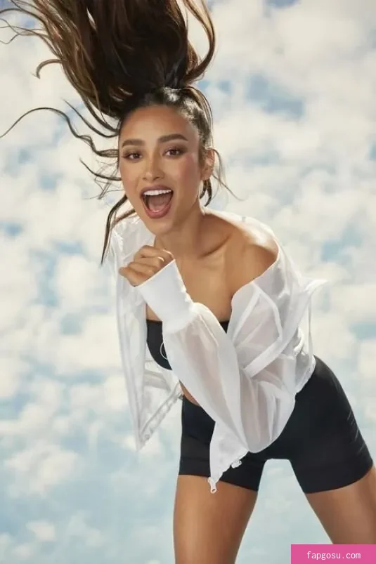 Shay Mitchell - Photo #545
