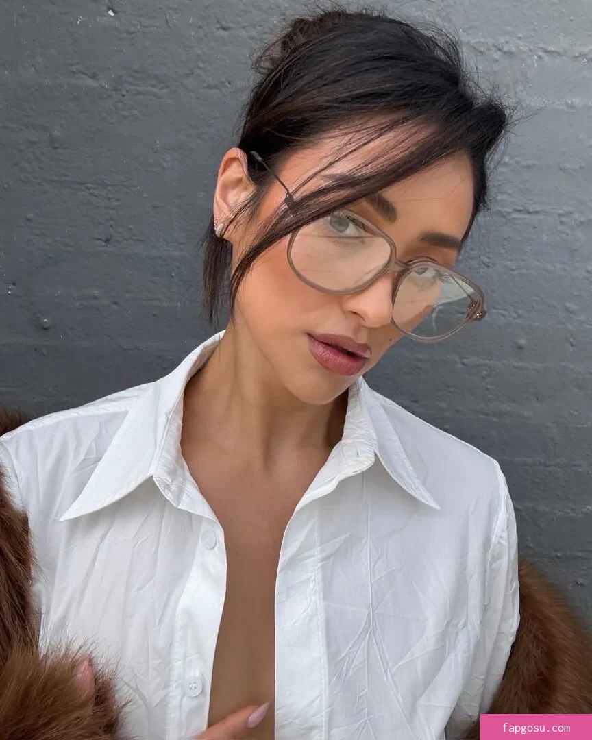 Shay Mitchell
