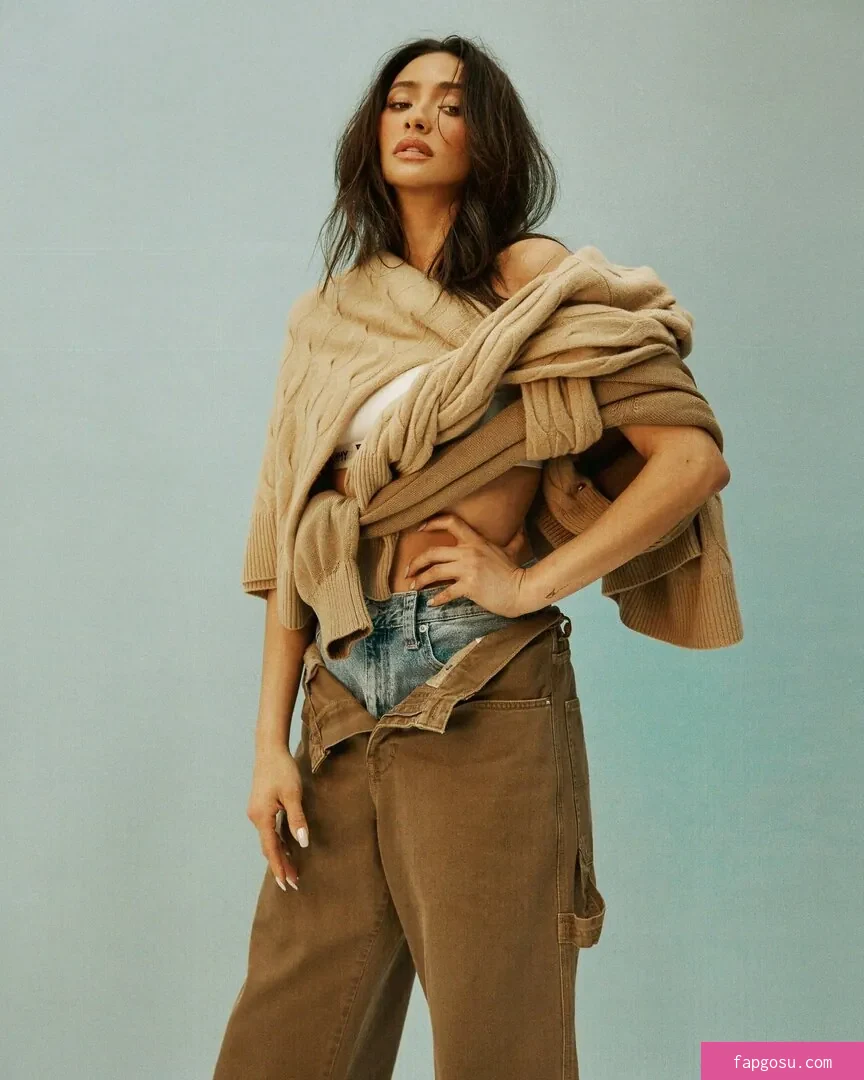 Shay Mitchell - Photo #619
