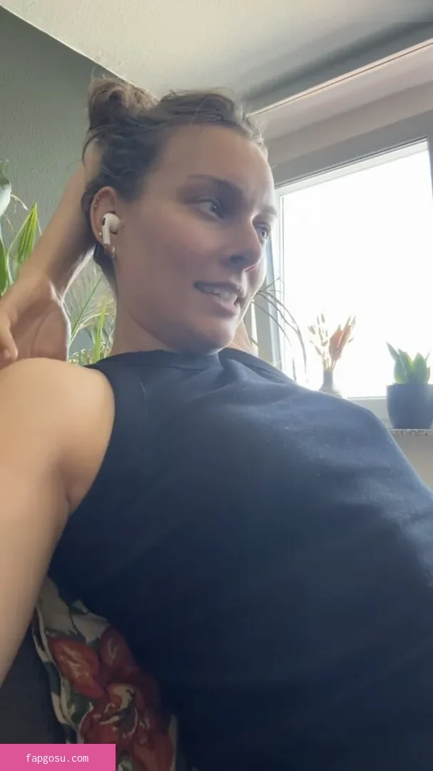 Sabrina Outdoor