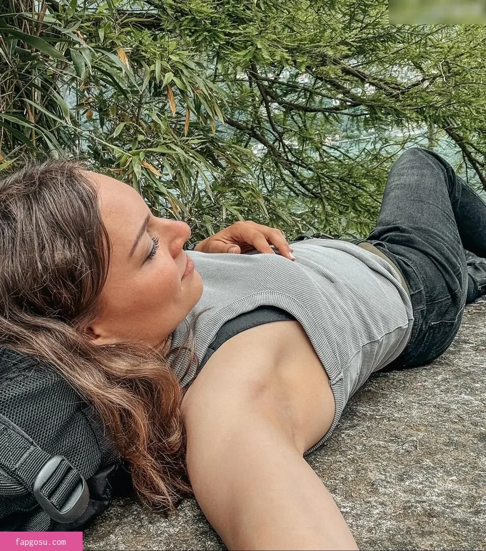 Sabrina Outdoor