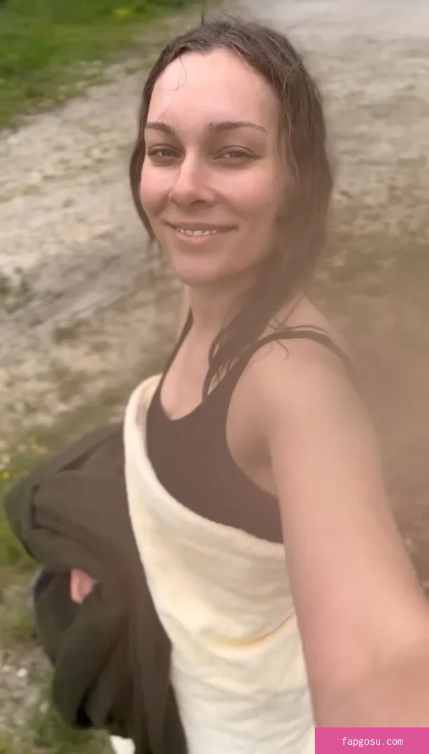 Sabrina Outdoor