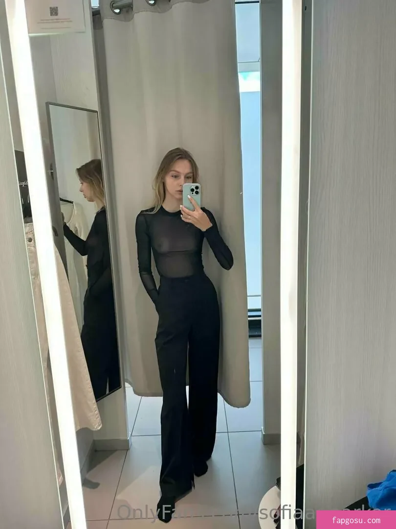 sofiaaaparker