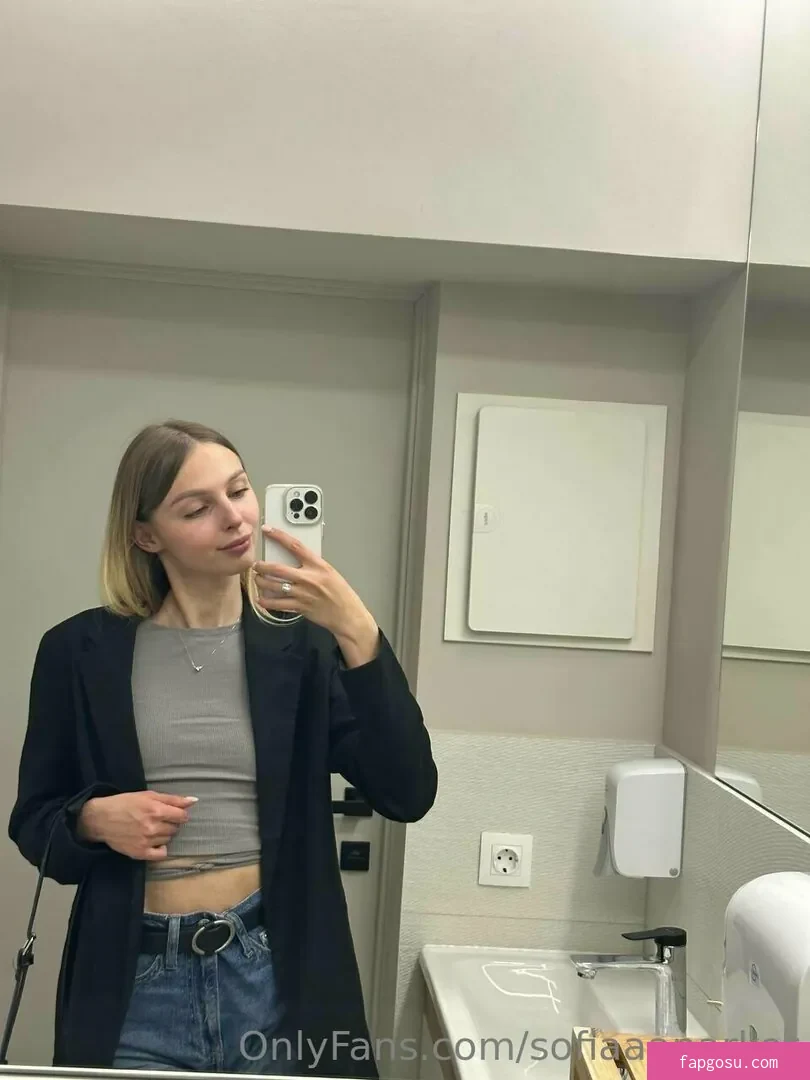 sofiaaaparker