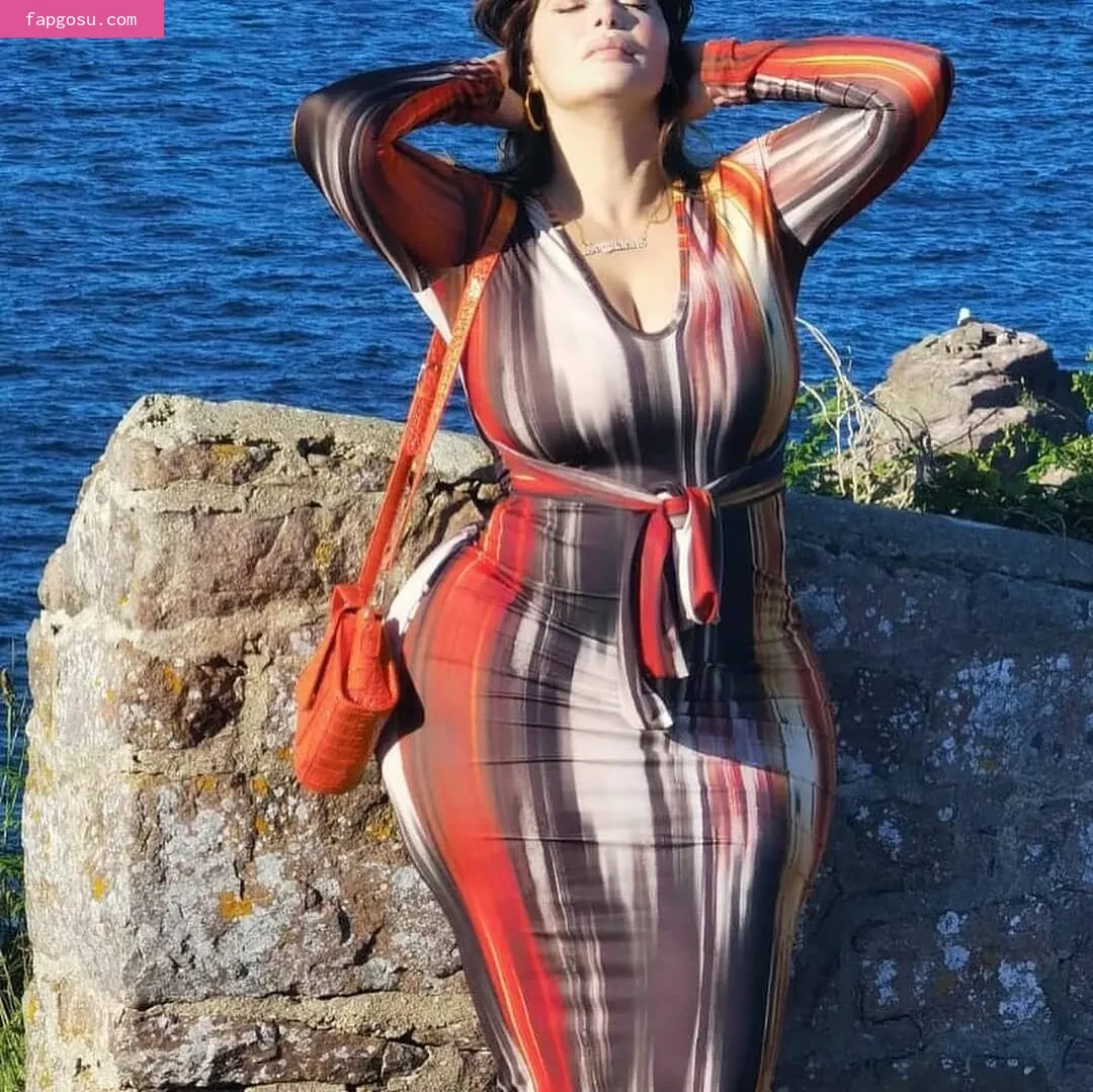 Sara Paris