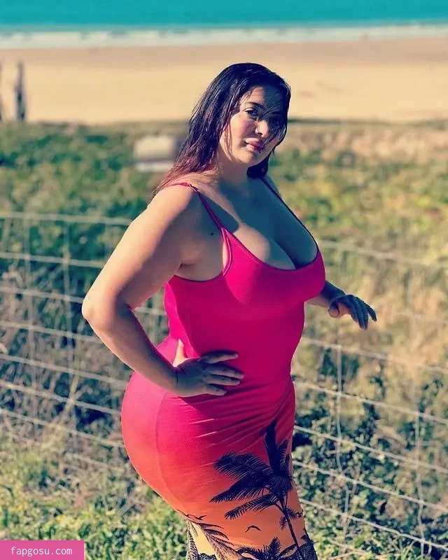 Sara Paris