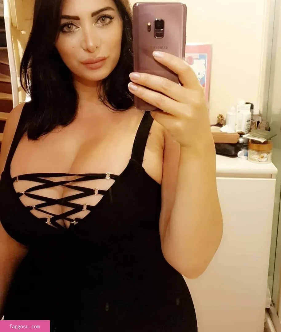 Sara Paris
