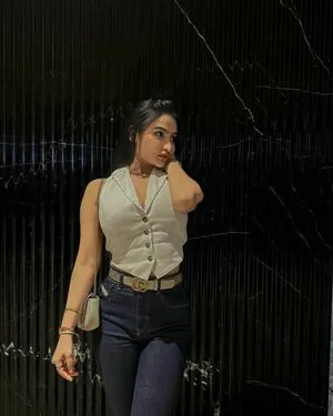 Sassy Poonam content