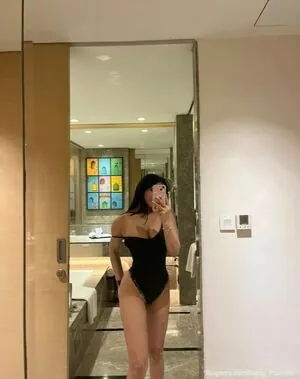 Sassy Poonam content