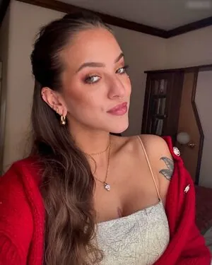 Sophie Pawlica content