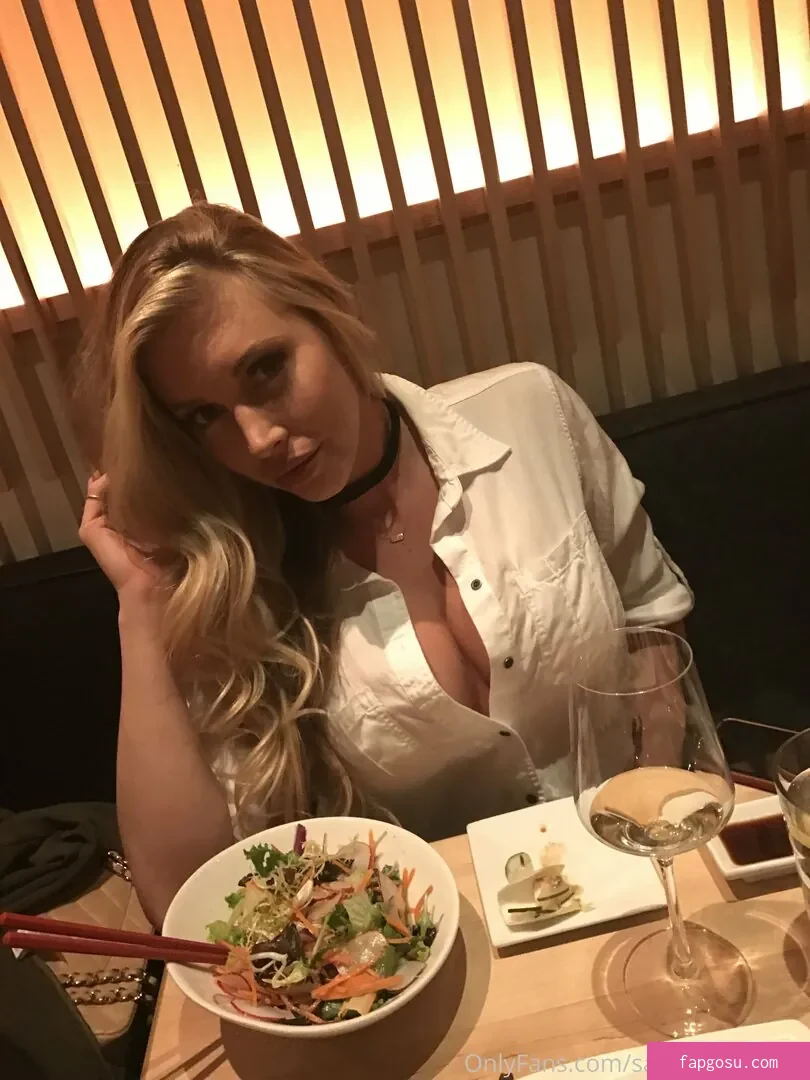 Samantha Saint