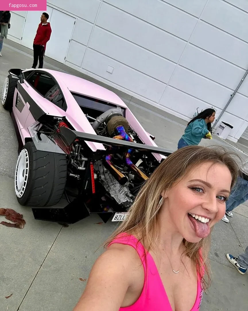 Sarah Senecal