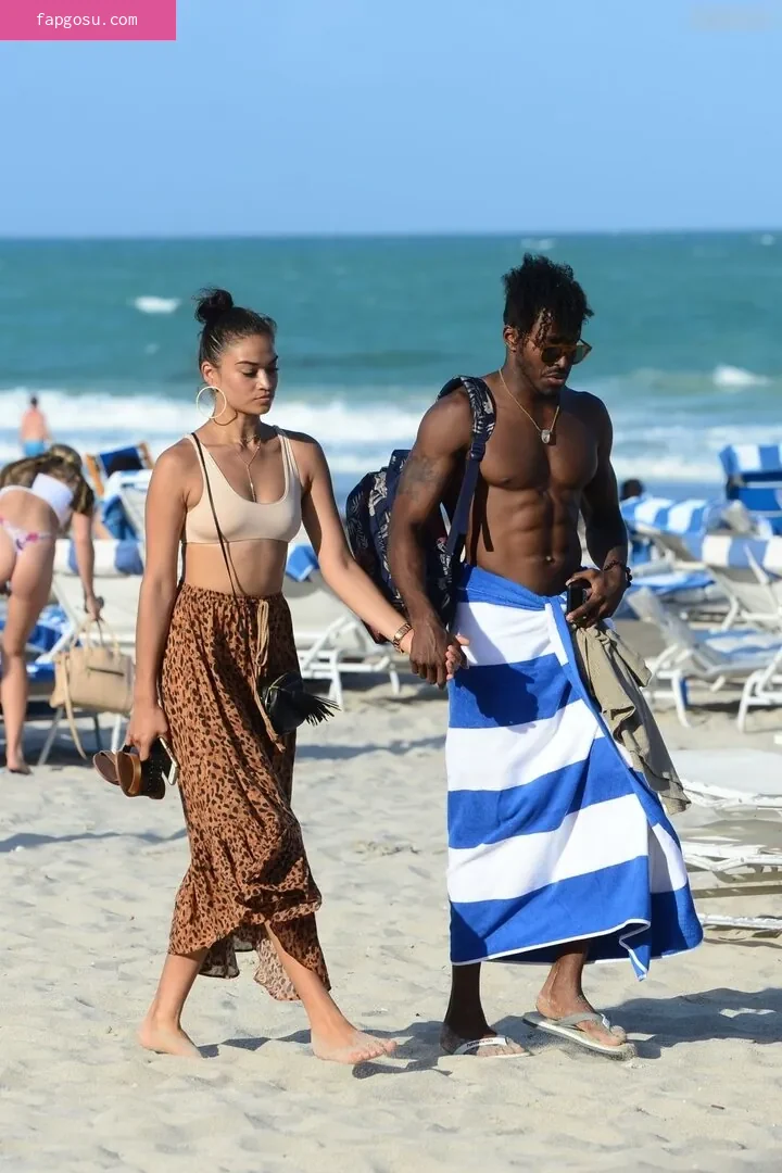 Shanina Shaik