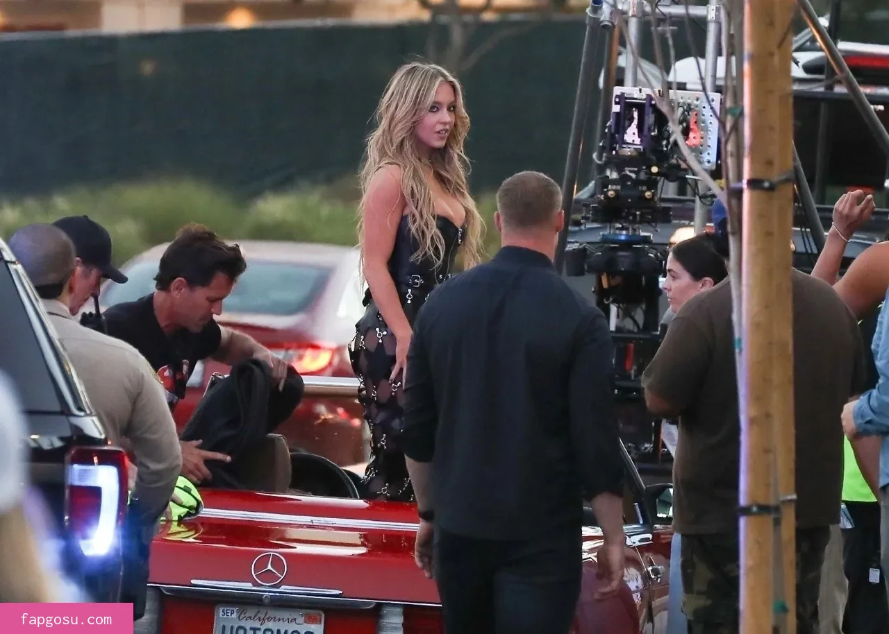 Sydney Sweeney - Photo #1084