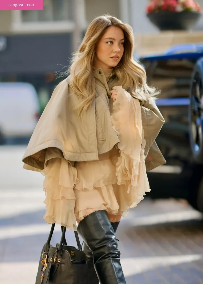 Sydney Sweeney - Photo #51