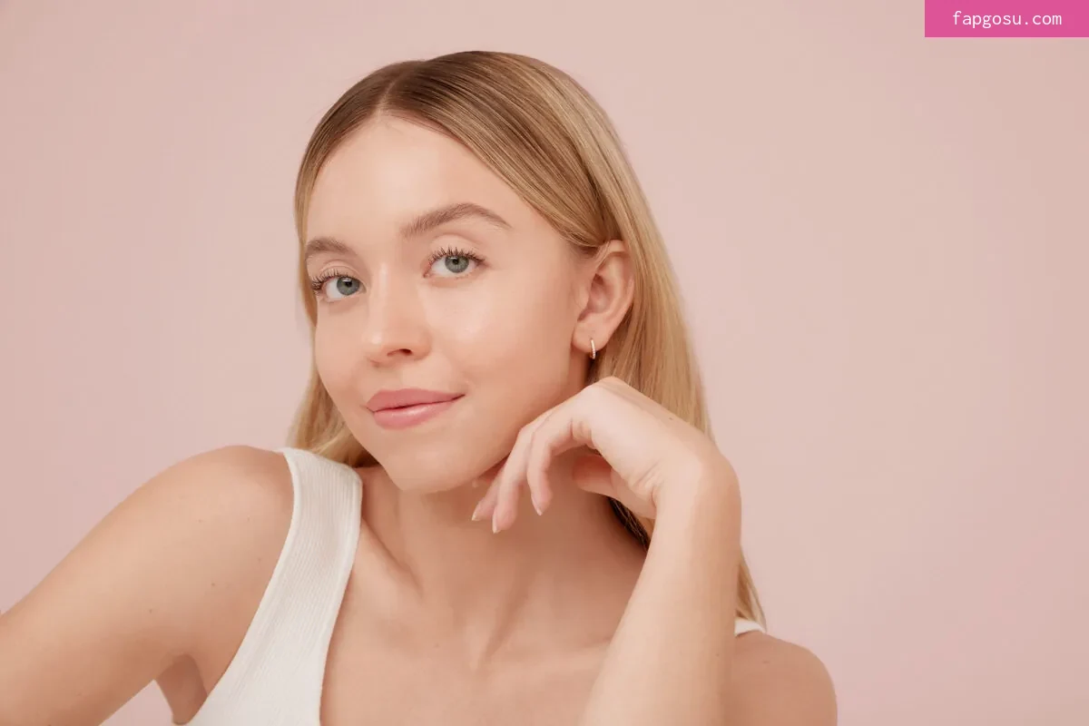 Sydney Sweeney - Photo #590