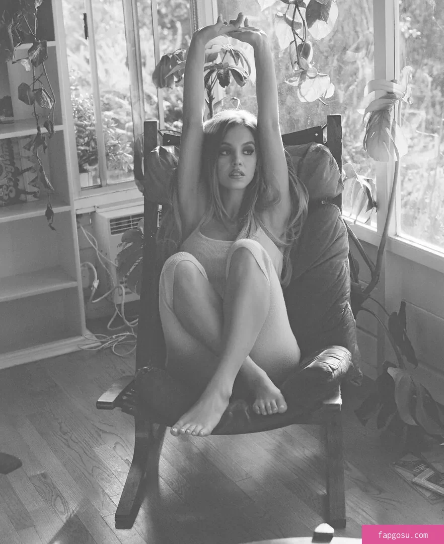 Sydney Sweeney - Photo #796