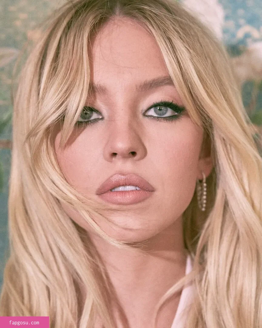 Sydney Sweeney - Photo #859